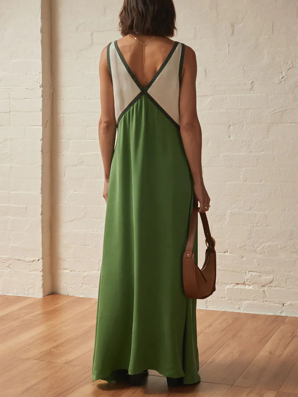 Levoire | Robe Élégante À Décolleté En V