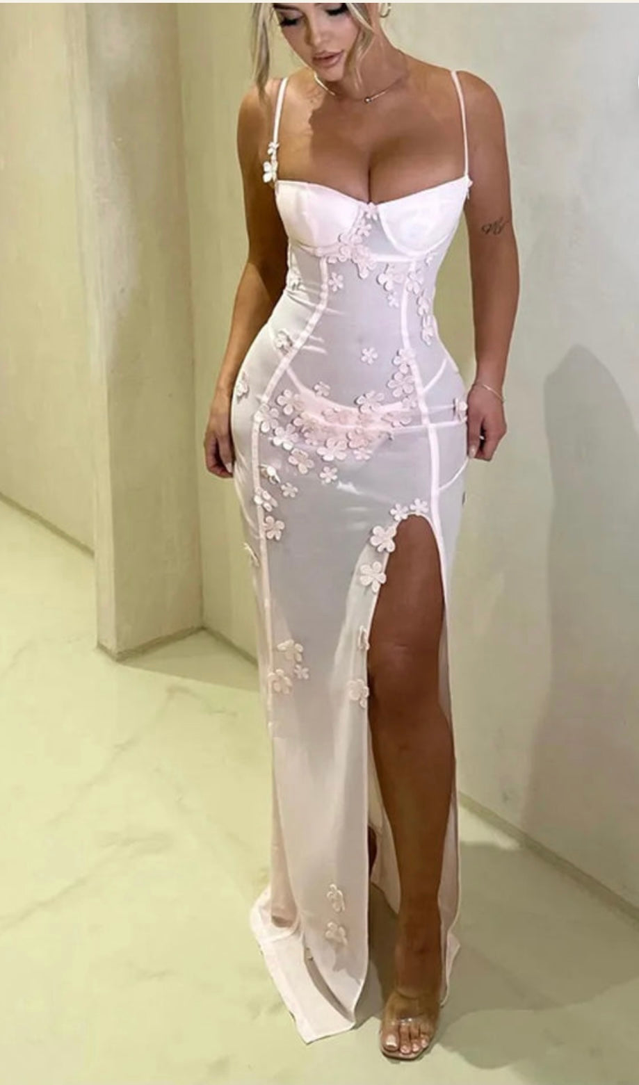 Levoire | Robe De Soirée En Mesh À Fente Haute Rosa