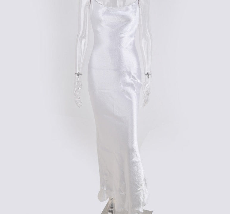 Levoire | Robe Longue Sans Dos À Bretelles Spaghetti En Satin Blanc