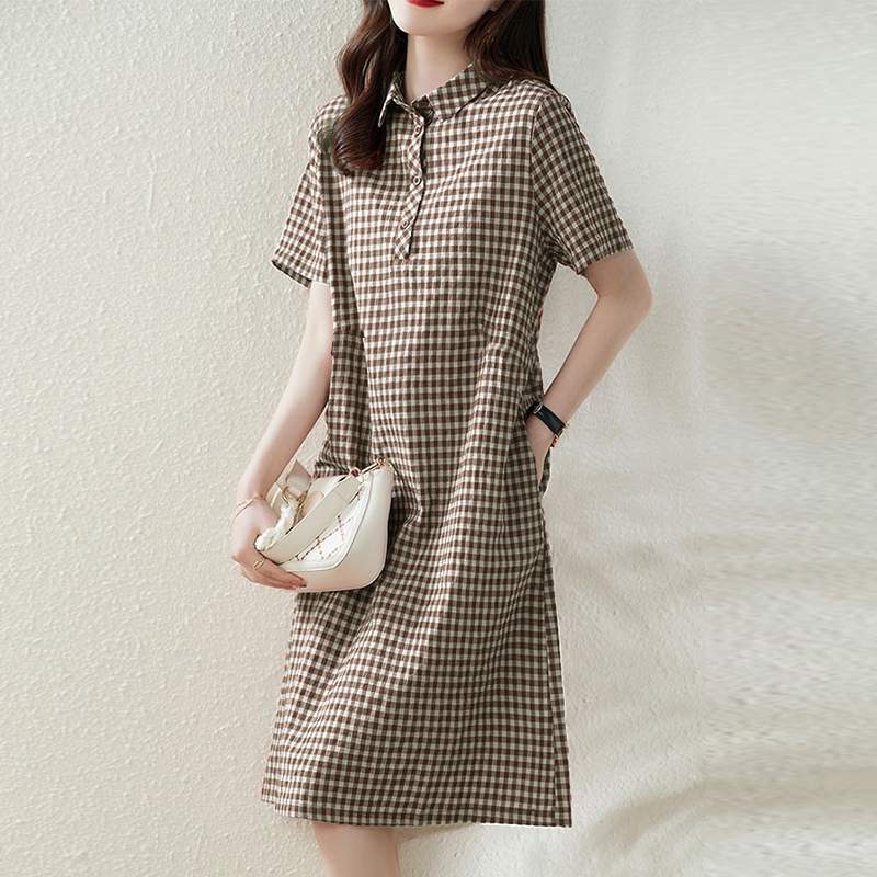 Levoire | Robe À Carreaux Avec Col Et Fermeture À Boutons Beige