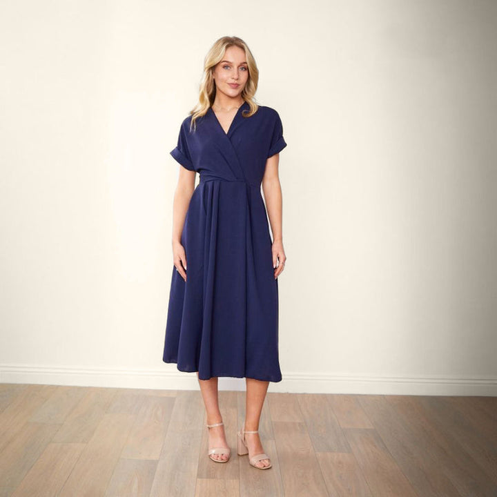 Levoire | Robe Élégante Avec Détail De Ceinture Marine