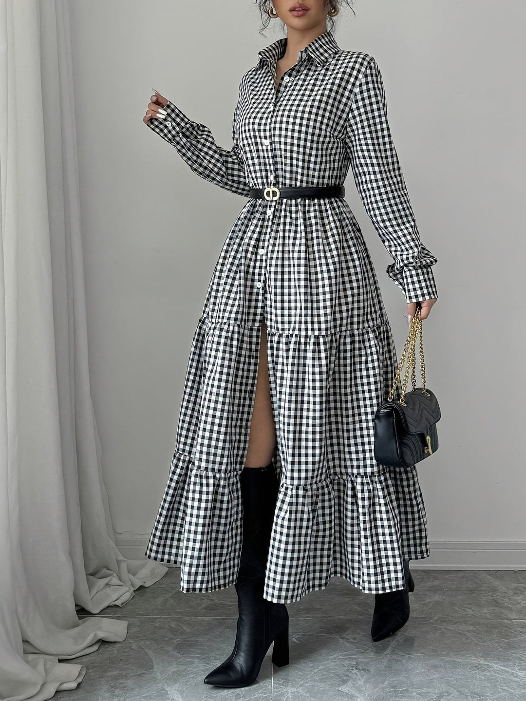 Levoire | Élégante Robe Chemise Maxi À Imprimé À Carreaux Avec Fermeture À Boutons
