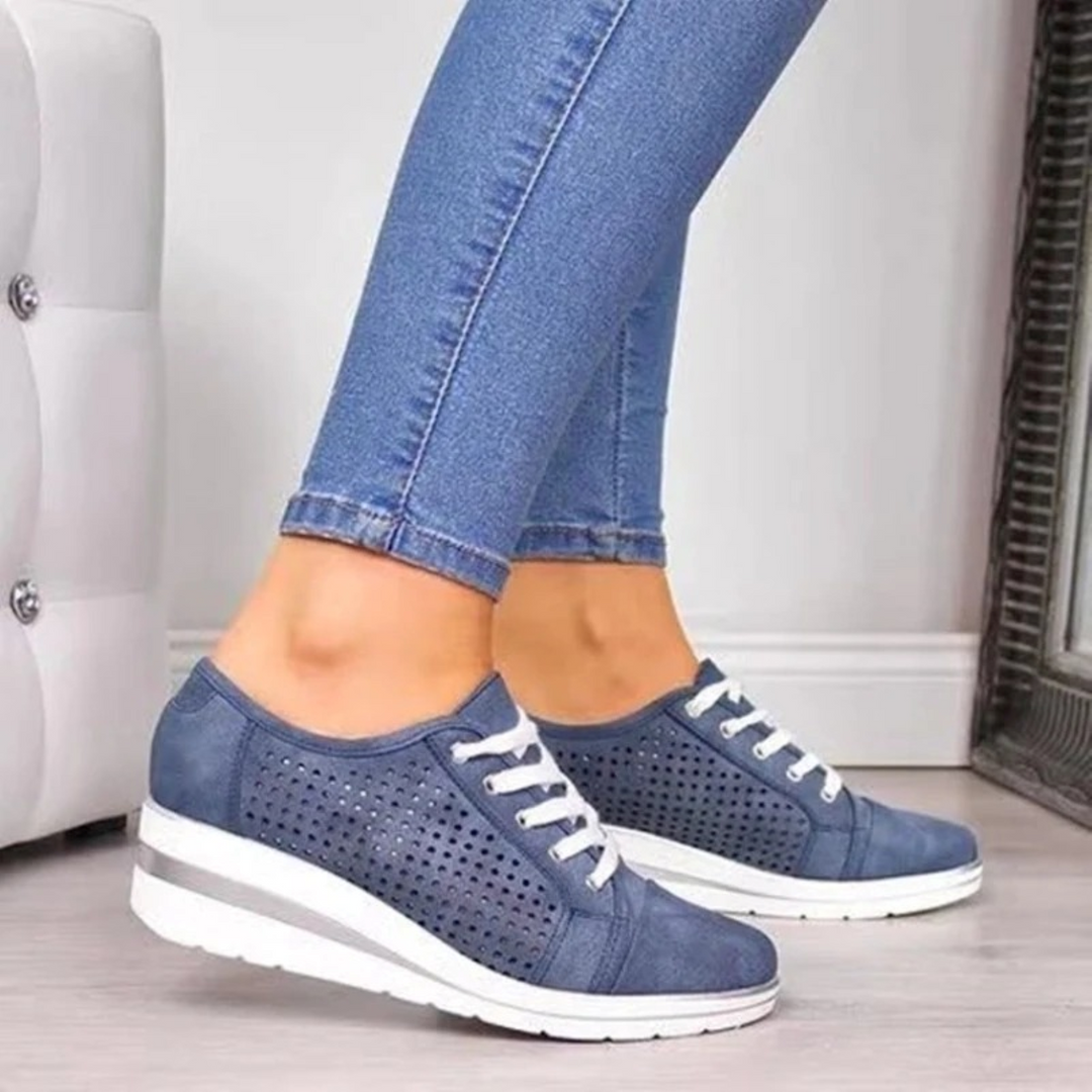 Levoire | Chaussures Plates Pour Femmes Avec Motif Ajouré Bleu