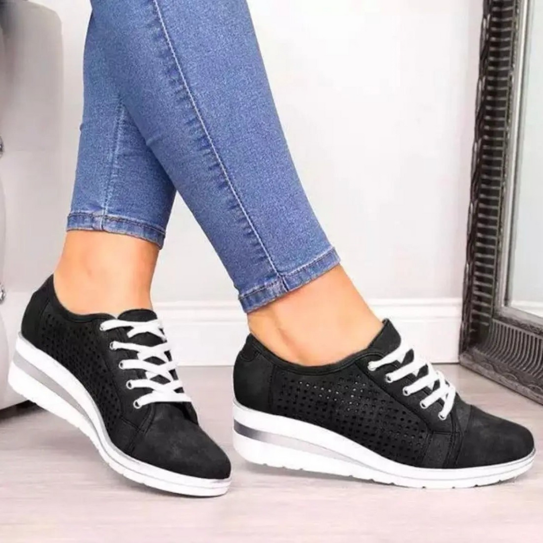 Levoire | Chaussures Plates Pour Femmes Avec Motif Ajouré Noir