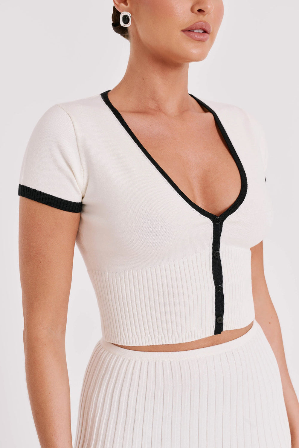Levoire | V-Top & Jupe Plissée Longue Satz
