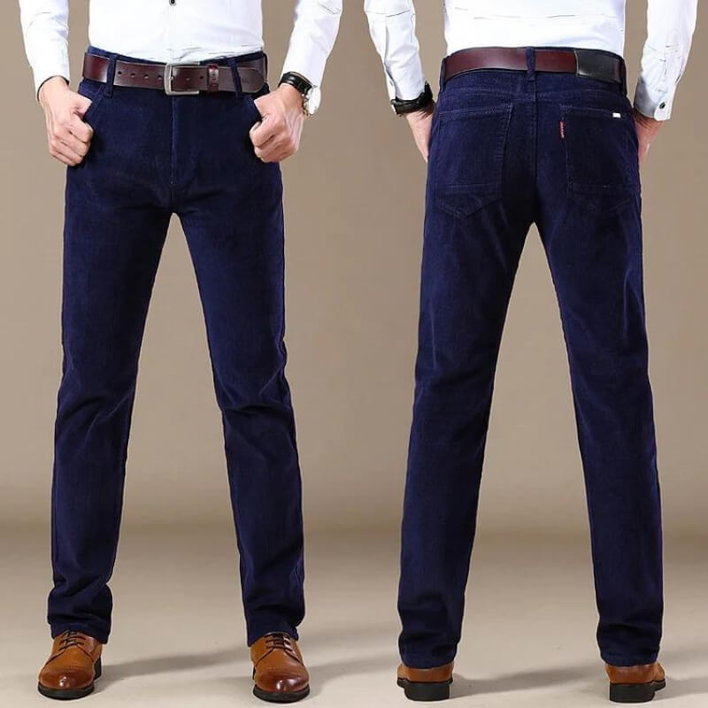 Levoire | Pantalon Ajusté Confortable Avec Jambes Droites Et Plusieurs Poches