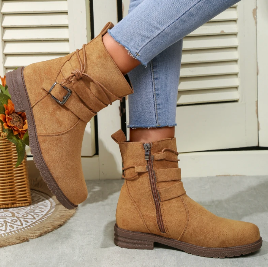 Levoire | Comfortable Slide Shoes With Strap And Buckle Braun