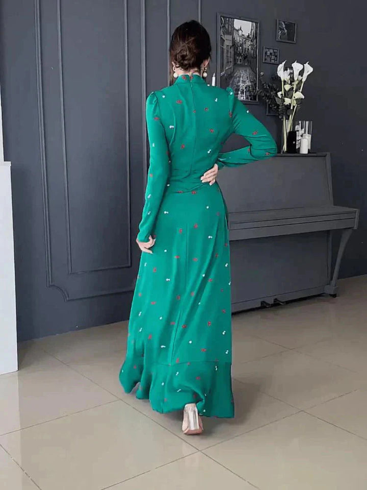 Levoire | Robe À Col Montant Élégant Avec Manches Longues Robe Longue