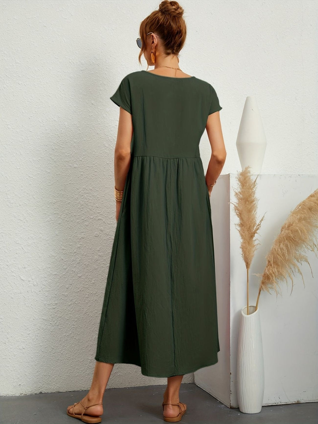 Levoire | Robe De Loisirs Moderne Avec Dcollet