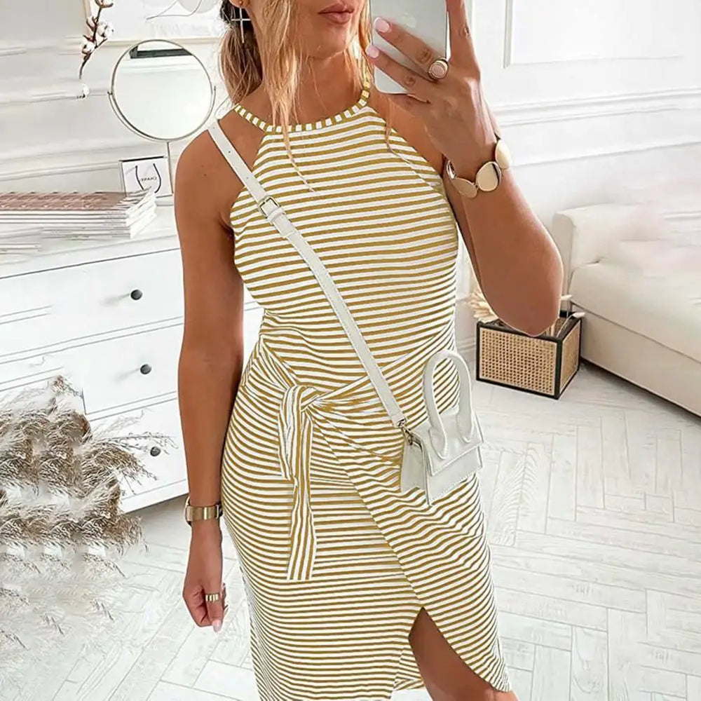 Levoire | Robe midi rayée sans manches