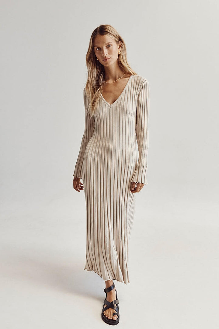 Levoire | Robe En Maille Avec Décolleté En V Beige