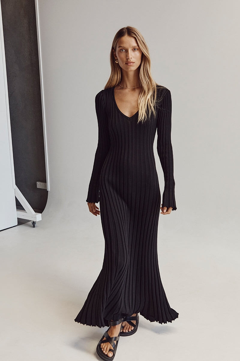 Levoire | Robe En Maille Avec Décolleté En V Noir