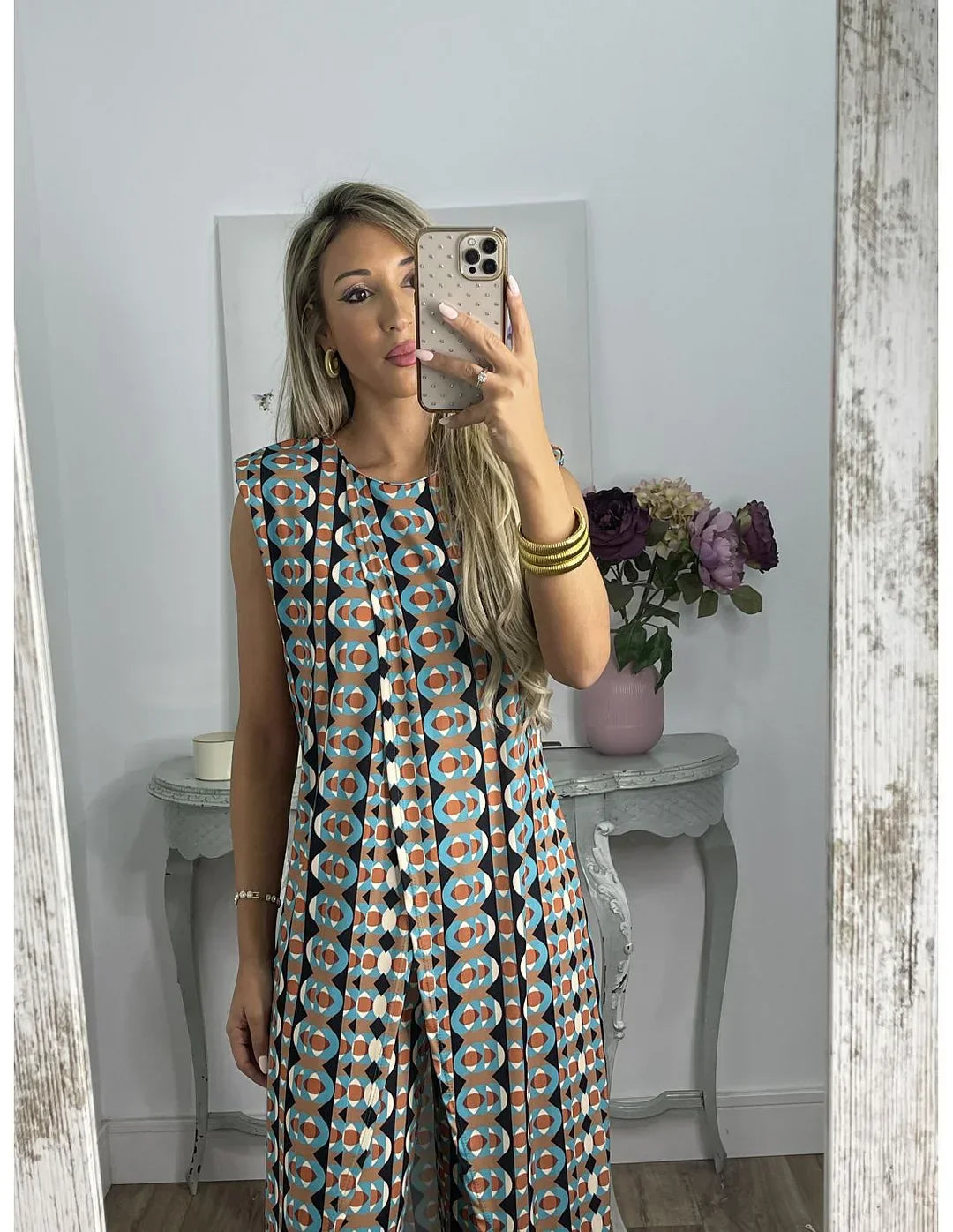 Levoire | Costume