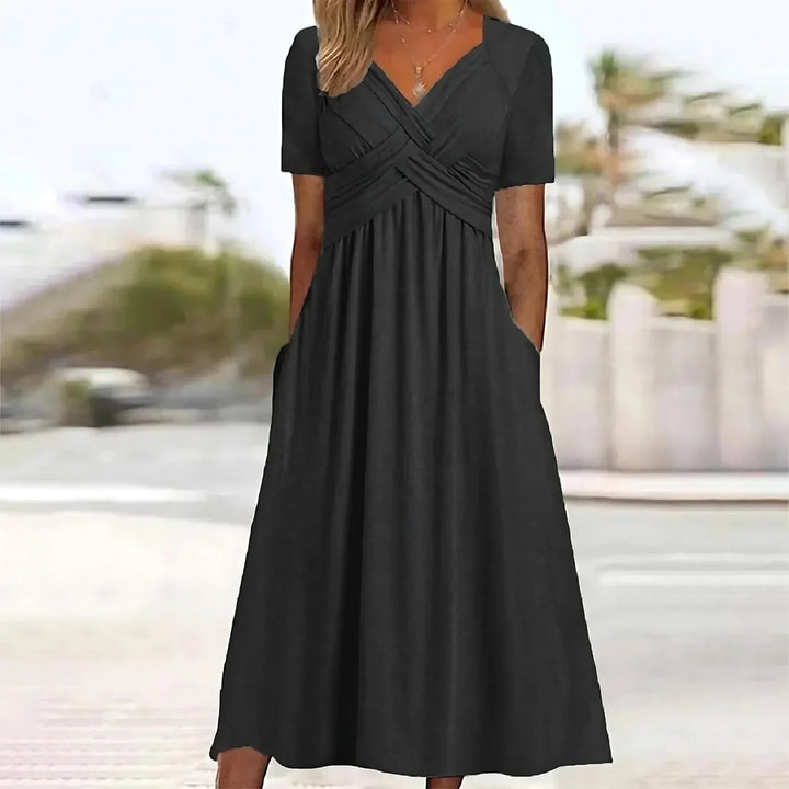 Levoire | Robe Transparente En V Noir