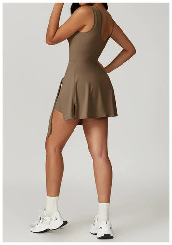 Levoire | Robe Mini Sport Chic avec Short Intégré