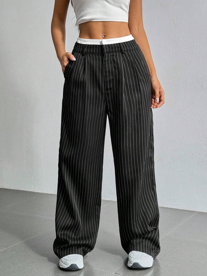 Pantalons cropped classiques pour femmes avec poches angulaires Levoire