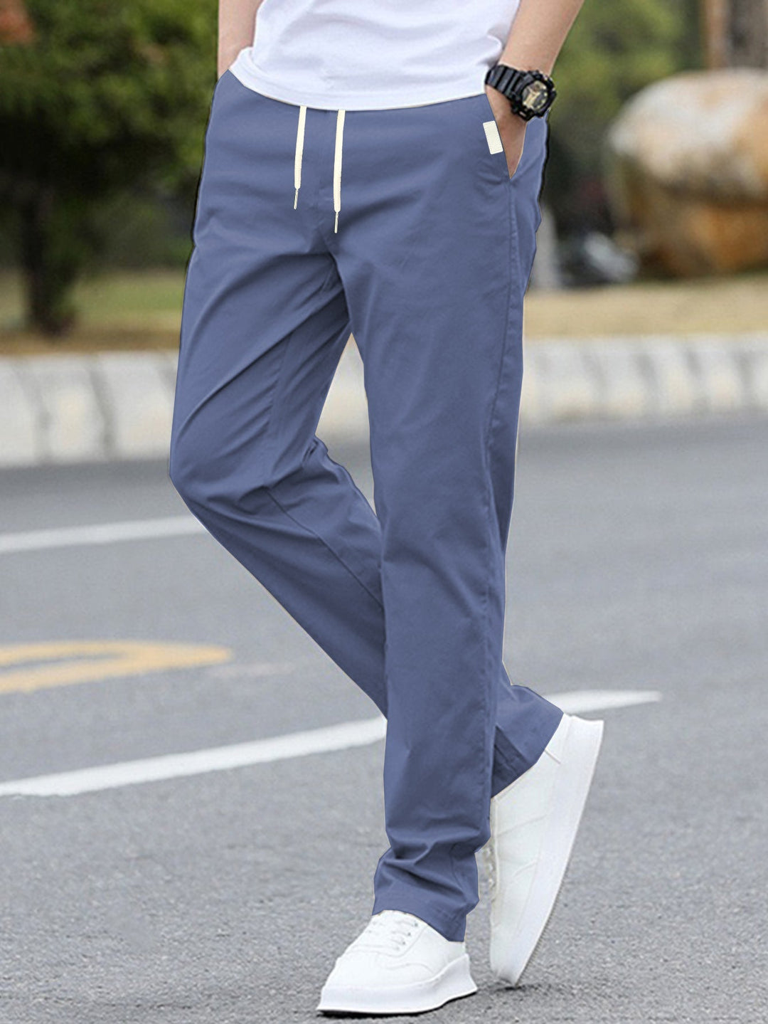 Pantalons de loisirs sportifs pour hommes avec taille élastique et poches latérales modernes Avriane