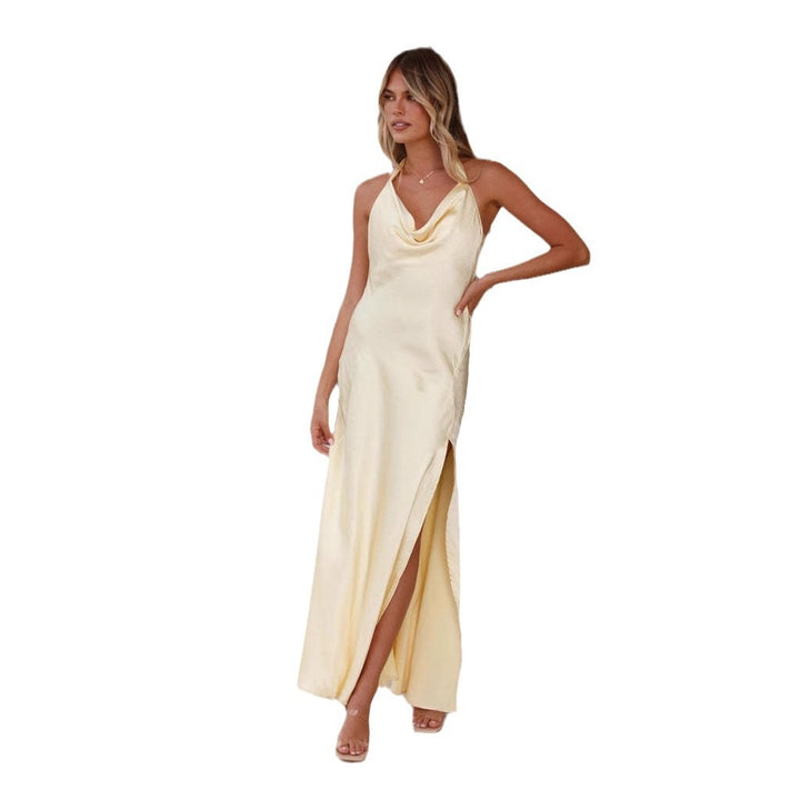 Robe maxi satin élégante pour femmes avec décolleté plus profond et fente latérale Levoire