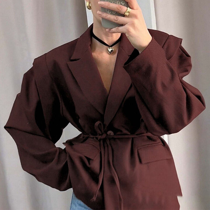 Blazer surdimensionné pour femmes avec ceinture à la taille et élégantes manches bouffantes Levoire