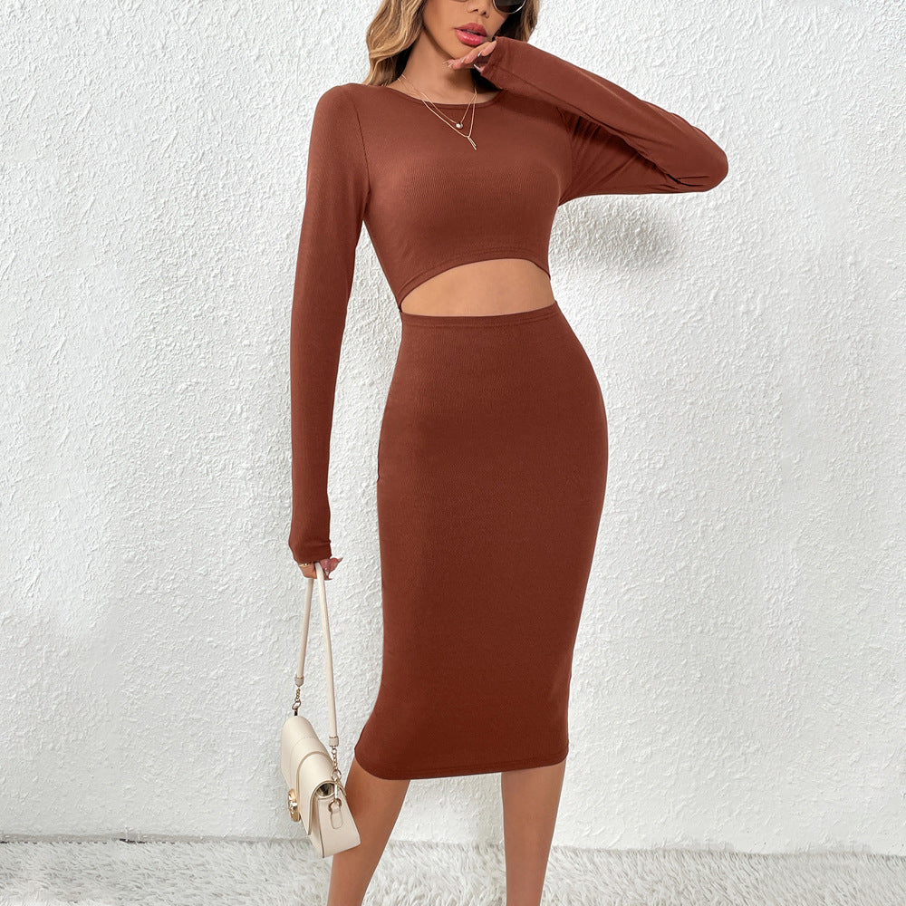 Robe midi ajustée pour femmes avec des découpes et des manches longues Levoire