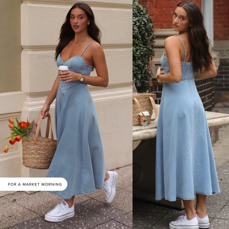 Robe midi pour femmes avec des bretelles étroites et une silhouette ajustée Levoire