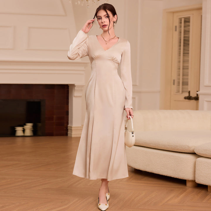 Robe midi élégante pour femmes avec décolleté en V et manches longues Levoire