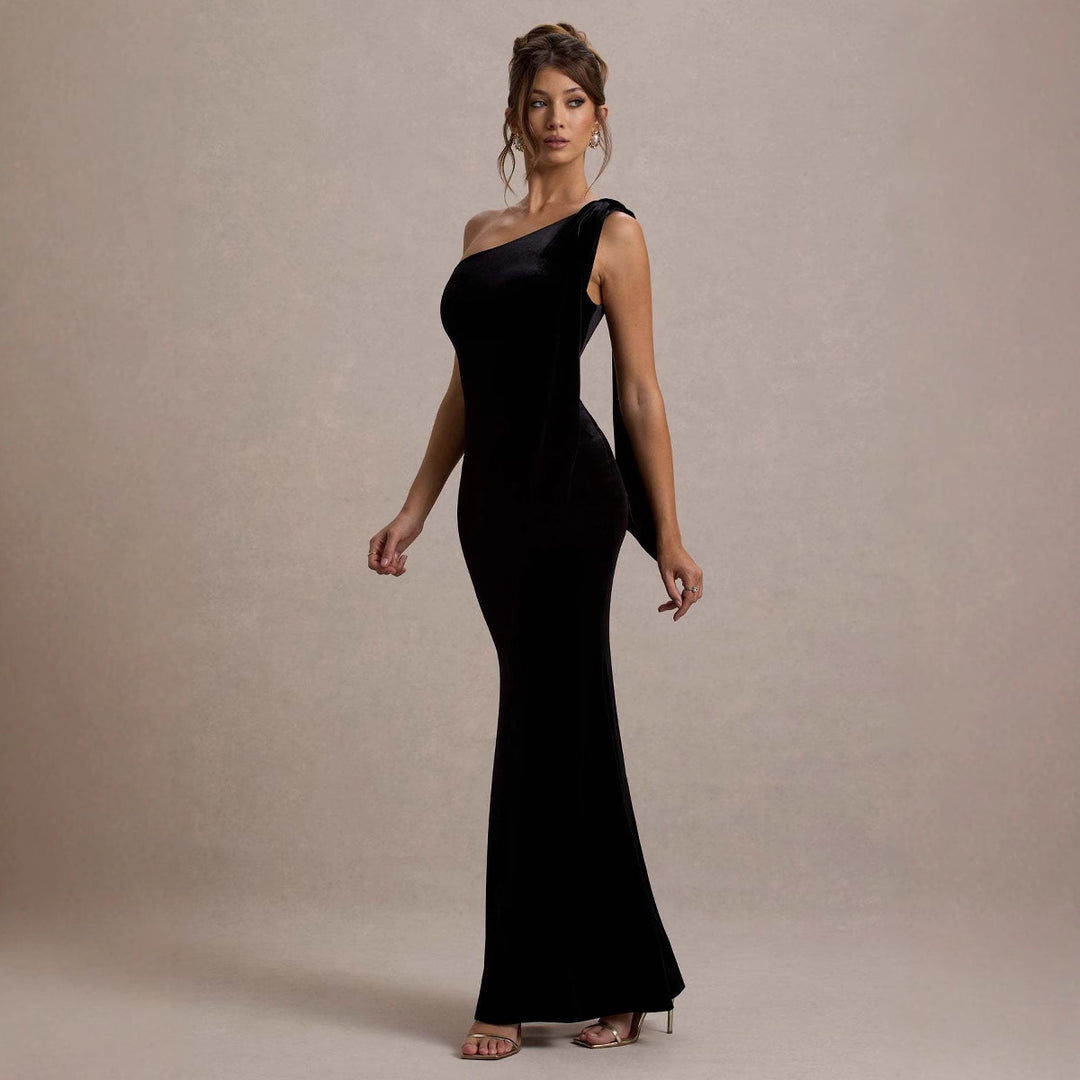 Robe Maxi Élégante pour Femme avec Design Off-Shoulder et Silhouette Slim Levoire