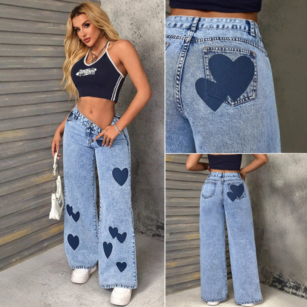 Jeans larges pour femmes avec des appliqués en forme de cœur Levoire