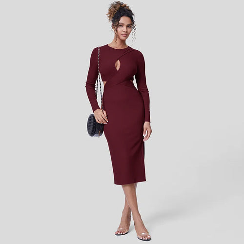 Robe midi élégante pour femmes avec des détails découpés ajustés Levoire