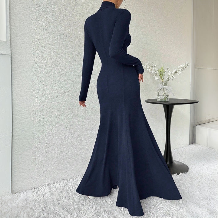 Robe maxi élégante pour femme à manches longues avec col haut et ourlet évasé Levoire