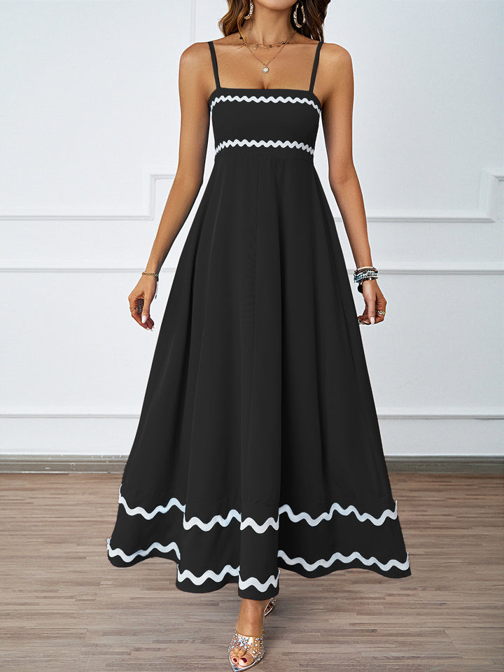 Robe maxi pour femmes avec un ourlet délicat à volants et de fines bretelles spaghetti Levoire