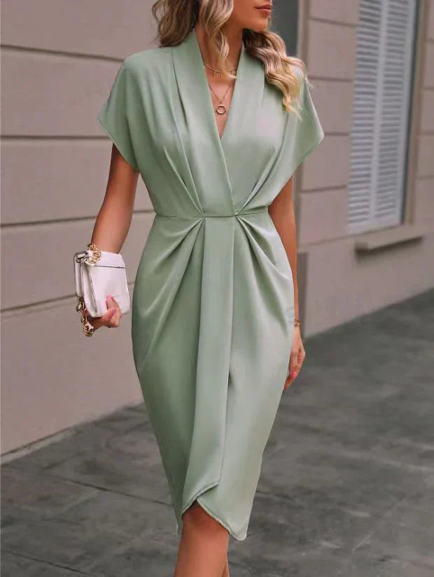 Levoire | Robe Midi Portefeuille Noire Vert clair