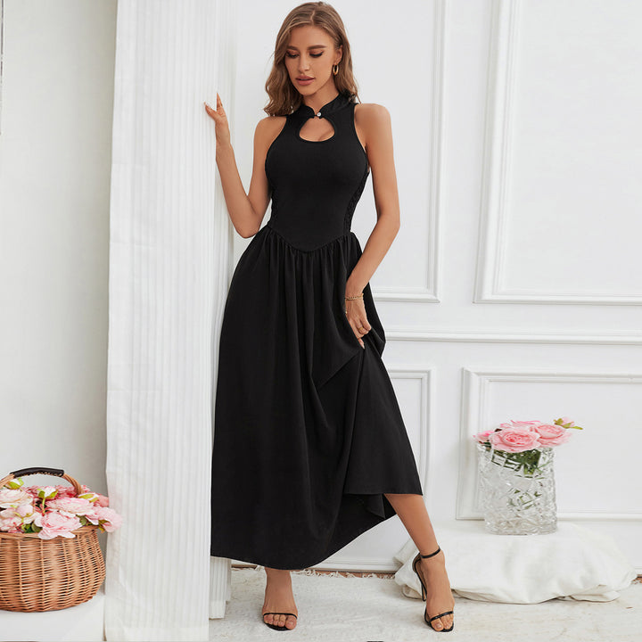 Robe maxi femme avec un col en forme de trou de serrure élégant et une jupe fluide Levoire