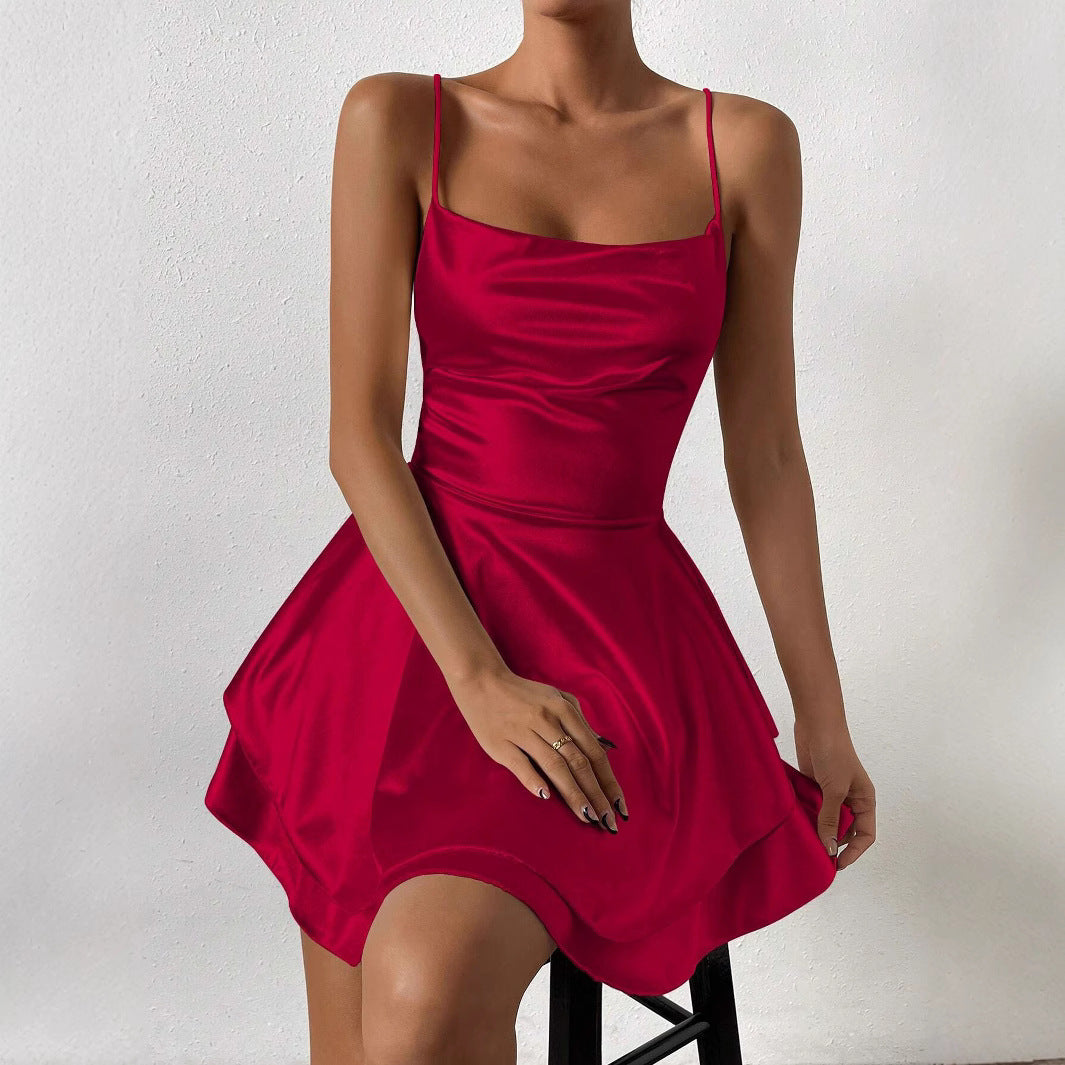 Robe décontractée féminine avec un design de bretelles délicates et une jupe évasée Levoire