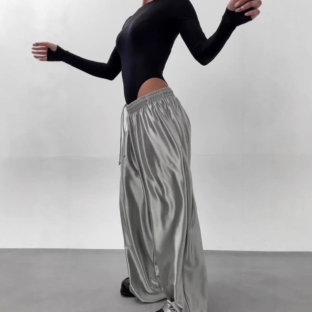Pantalons en satin élégants et légers pour femmes Levoire