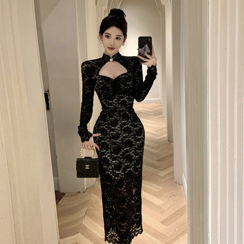 Levoire | Robe slim à dentelle et cordes attrayantes