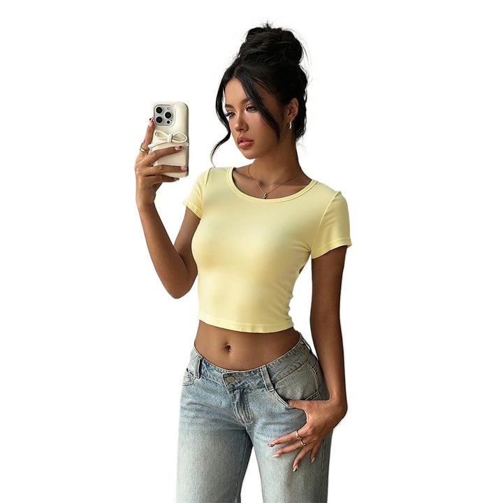 T-shirt court tendance pour femmes avec col rond Levoire
