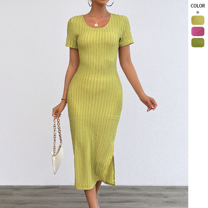Robe maxi côtelée pour femme avec coupe ajustée et manches courtes Levoire