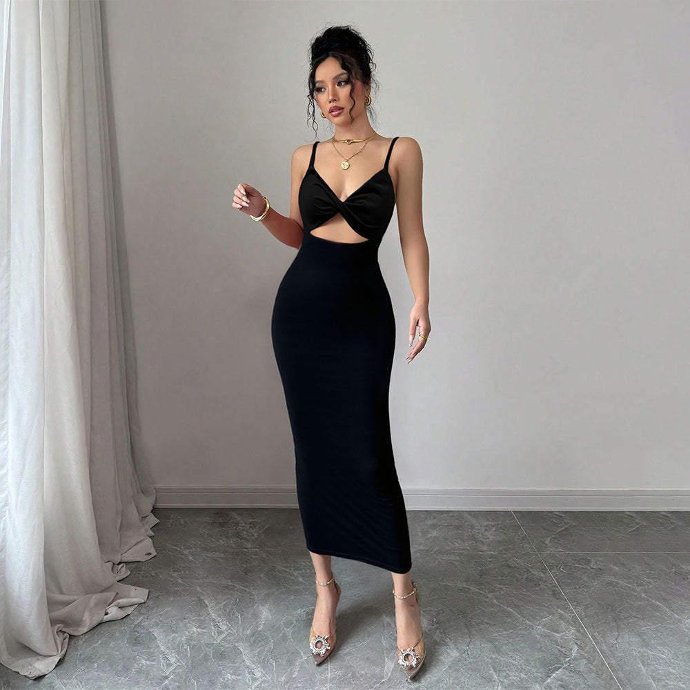 Robe midi ajustée pour femmes avec décolleté élégant et fines bretelles spaghetti Levoire
