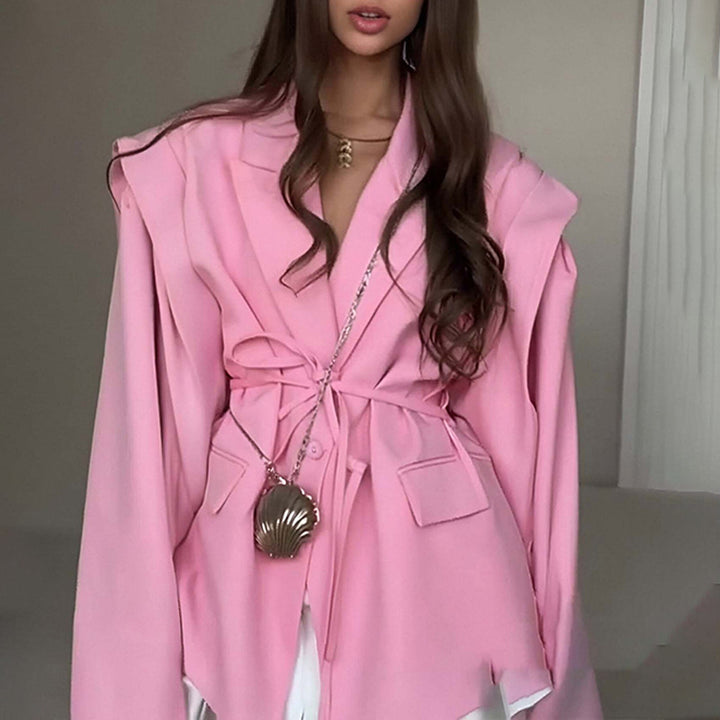 Blazer surdimensionné pour femmes avec ceinture à la taille et élégantes manches bouffantes Levoire