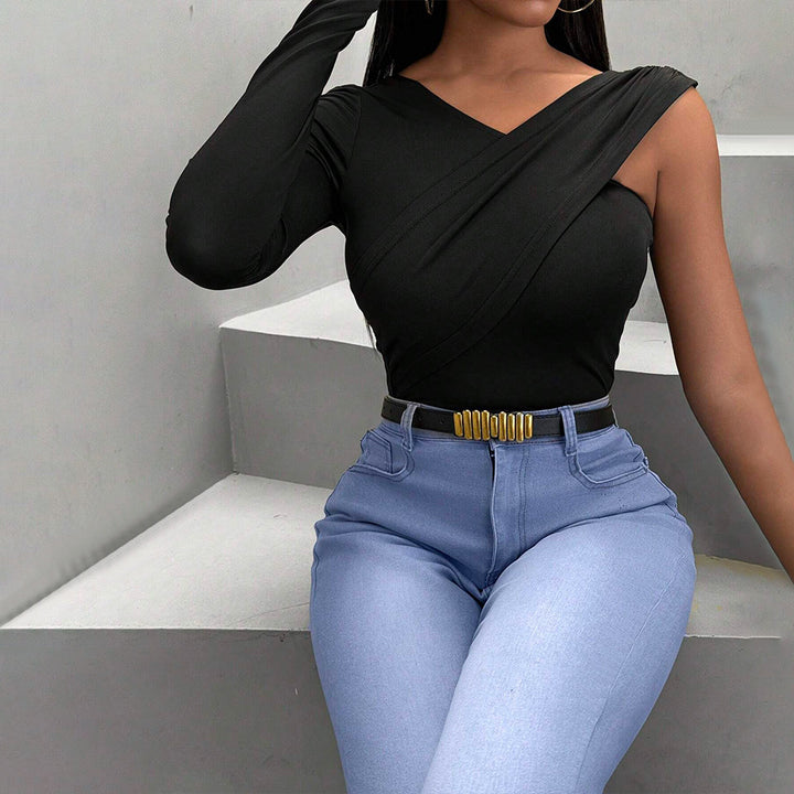 Body à manches longues pour femmes avec coupe asymétrique et design élégant en torsion Levoire