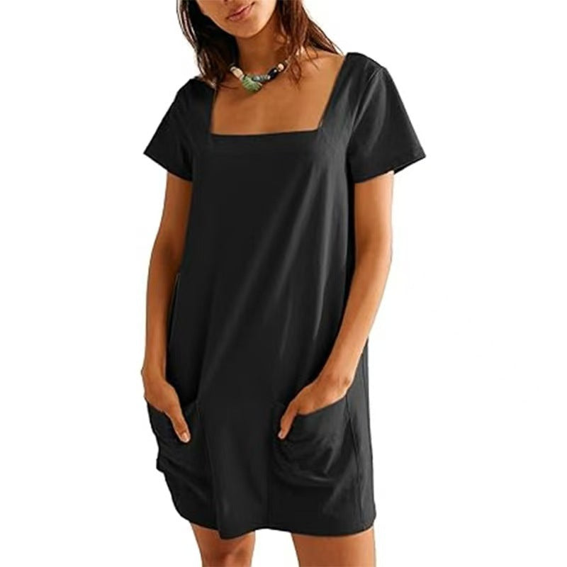 Levoire | Robe fourreau à encolure carrée à manches courtes Noir