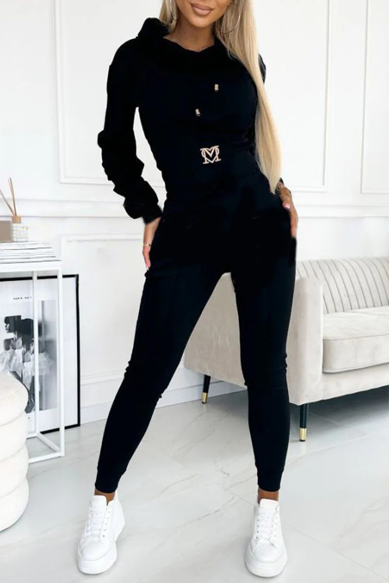 Costume de sport pour femmes avec taille élastique et cordon créatif Levoire