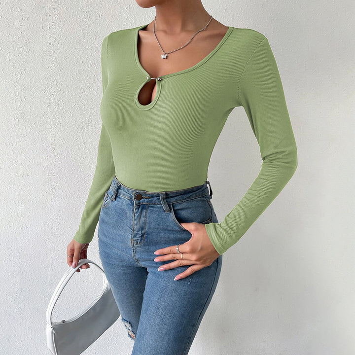 Chemise à manches longues pour femme avec décolleté en V profond et détail de nœud décoratif Levoire