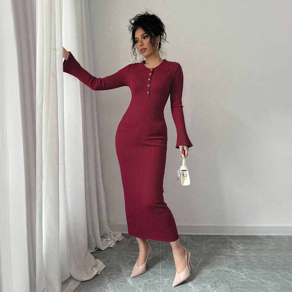 Robe maxi ajustée pour femmes avec col polo et patte de boutonnage Levoire