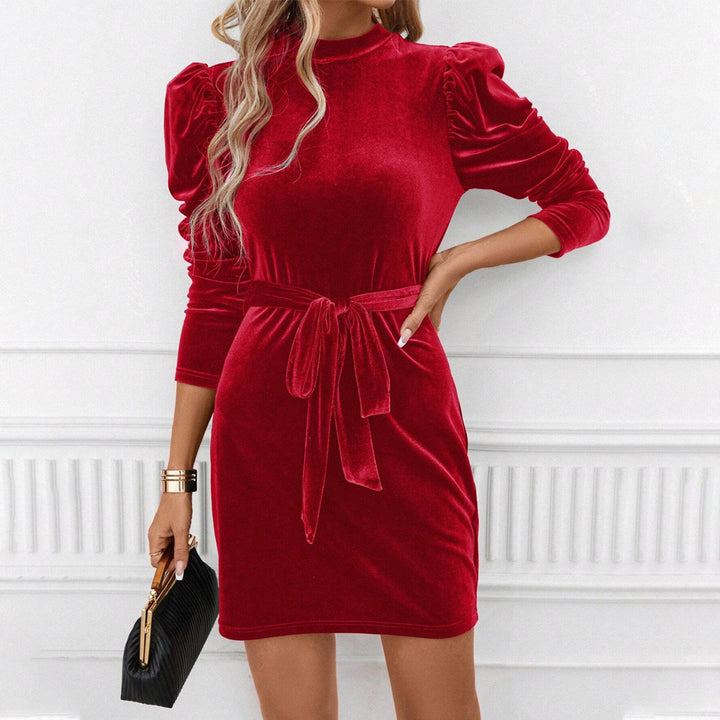 Robe mini en velours élégante pour femmes avec ceinture en nœud et manches bouffantes sophistiquées Levoire