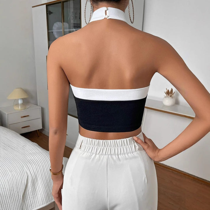 Haut court élégant pour femmes avec des bretelles croisées et un tissu de haute qualité Levoire