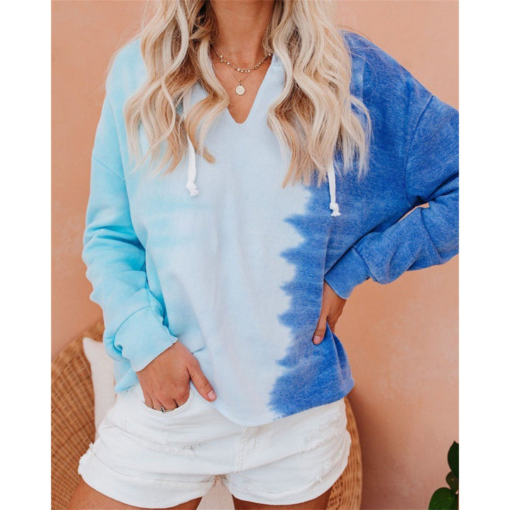 Haut à capuche pour femme à col en V avec design tie-dye Levoire