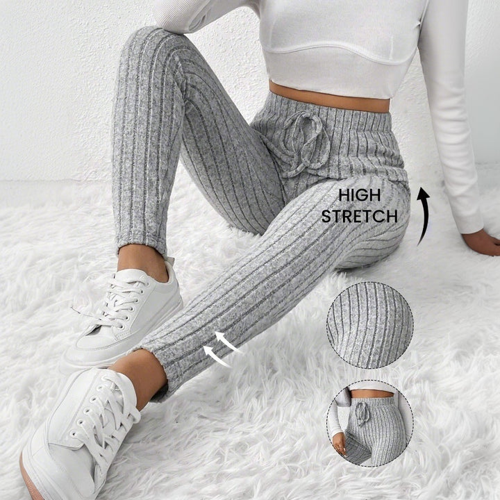 Leggings pour femmes avec motif à côtes fines et taille élastique Levoire