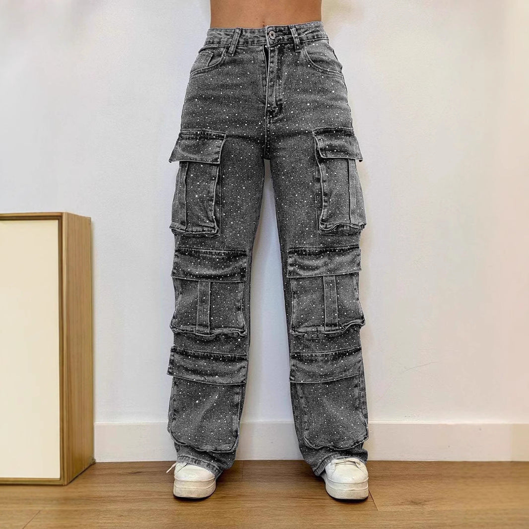 Pantalon cargo femme avec poches tendance et un effet délavé moderne Levoire